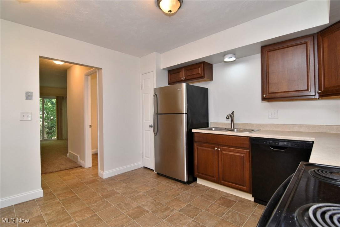 Liberty Hills 02 Condo - Residential