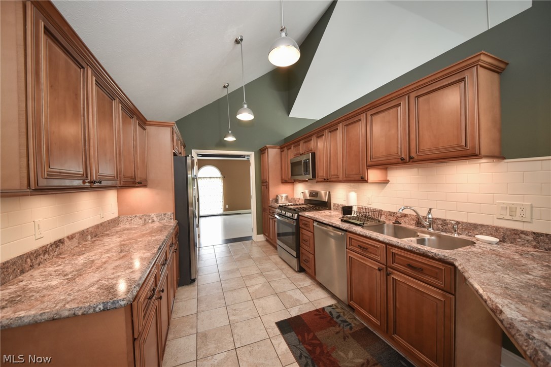 Montville Farms Ph I - Residential