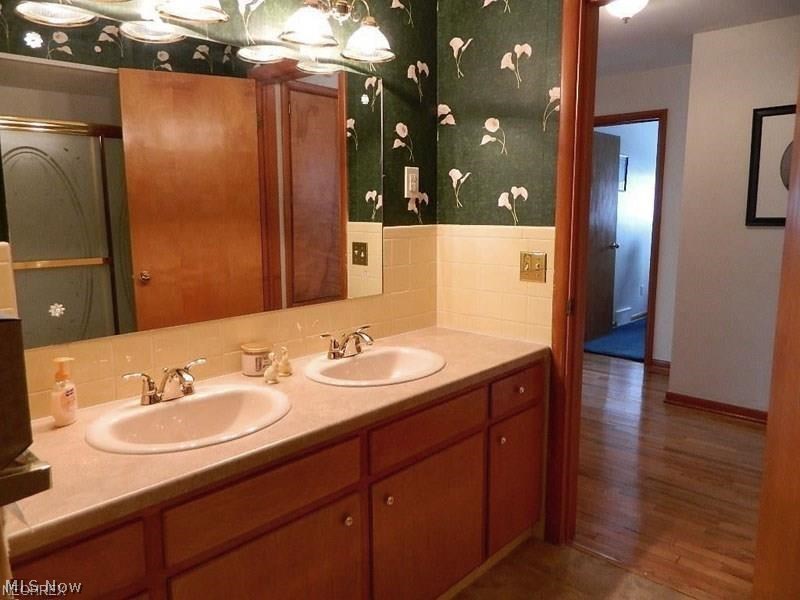 Silver Lake Heights - Residential