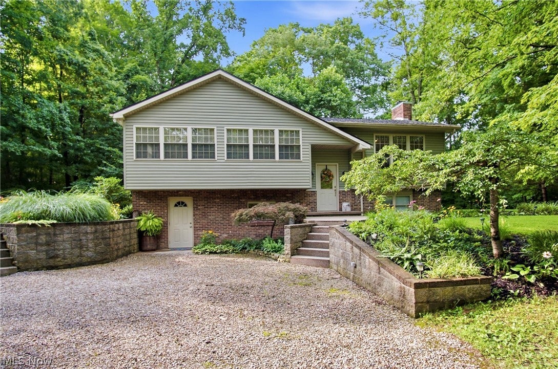 210 Camp Lane