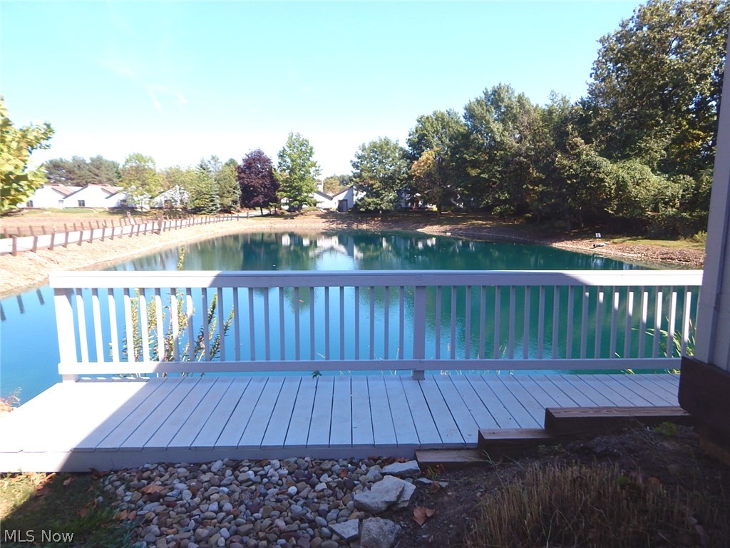 Pinewood Condo - Residential