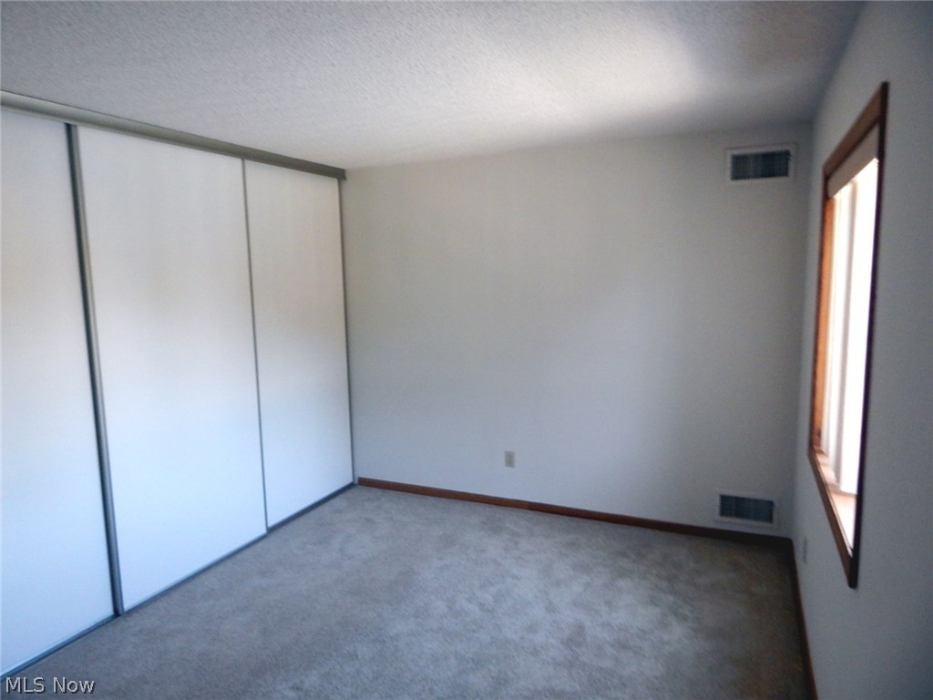 Pinewood Condo - Residential