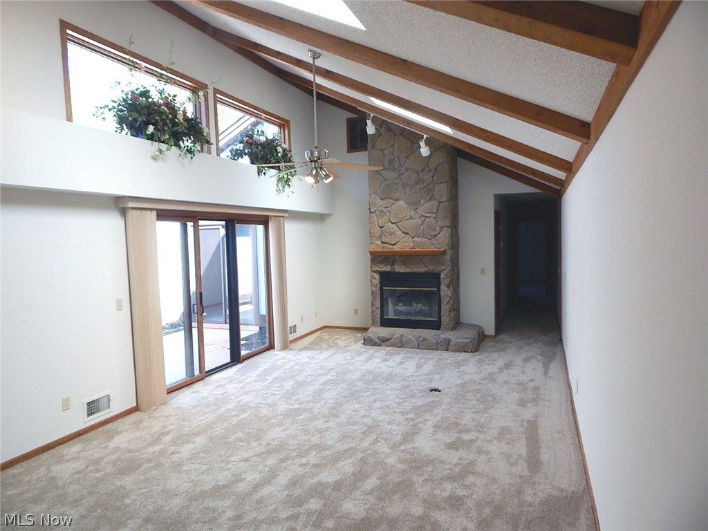 Pinewood Condo - Residential