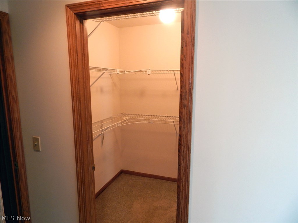 Pinewood Condo - Residential