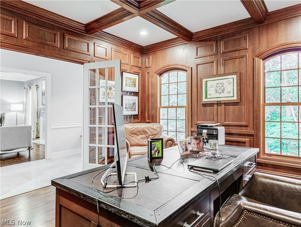 Crystal Shores - Residential