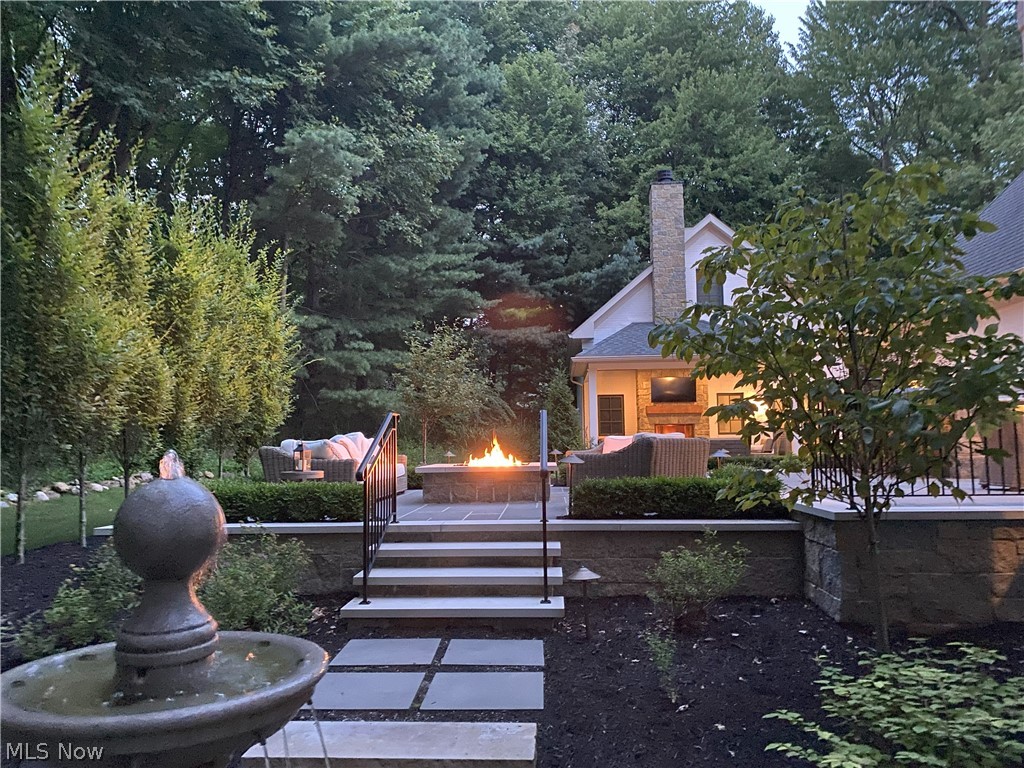 Crystal Shores - Residential