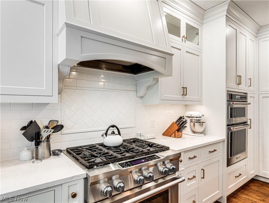 Crystal Shores - Residential