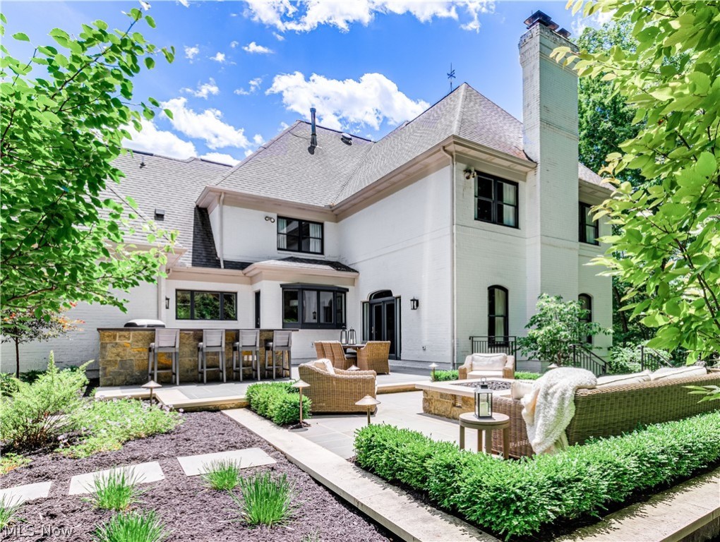 Crystal Shores - Residential