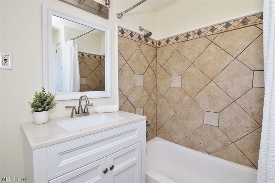 Frederick W Blatzs Pkwy Al - Residential