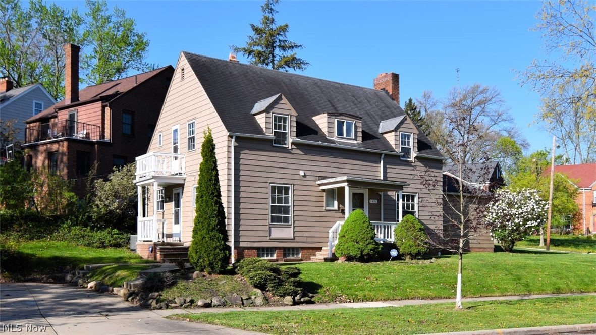 Frederick W Blatzs Pkwy Al - Residential