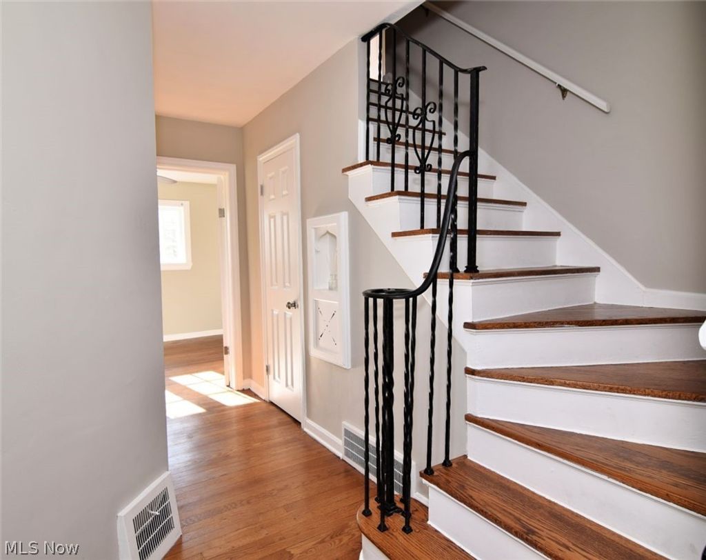 Photo of 2423 Eaton Road, University Heights, OH 44118 (MLS # 5203856)