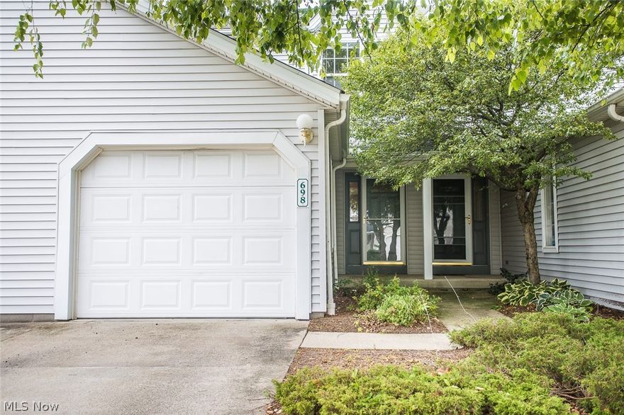 Welcome to this well maintained condo in the desirable Hickory Ridge neighborhood!  The whole condo was updated in 2012 with flooring, carpet, hardware, washer, dryer, water tank, sump pump and so much more!  Upstairs are two large bedrooms full bathroom. The main living room has a large slider to your back private patio. Downstairs in a big rec room with a full bath and laundry room with washer and dryer that stay with the home! The pool, tennis and clubhouse are just steps away from your front door!! Don't miss out on this great home!!