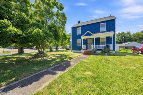 Photo of 418 Missouri Avenue, Lorain, OH 44052 (MLS # 5257131)