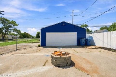 Tiny photo for 418 Missouri Avenue, Lorain, OH 44052 (MLS # 5257131)