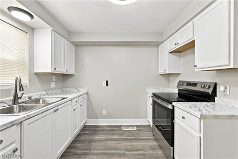 Tiny photo for 418 Missouri Avenue, Lorain, OH 44052 (MLS # 5257131)