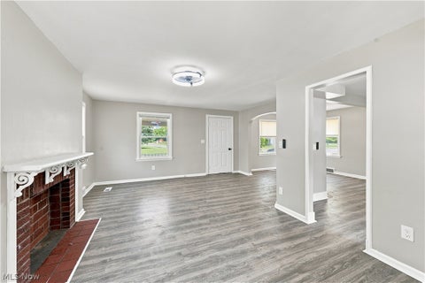 Tiny photo for 418 Missouri Avenue, Lorain, OH 44052 (MLS # 5257131)