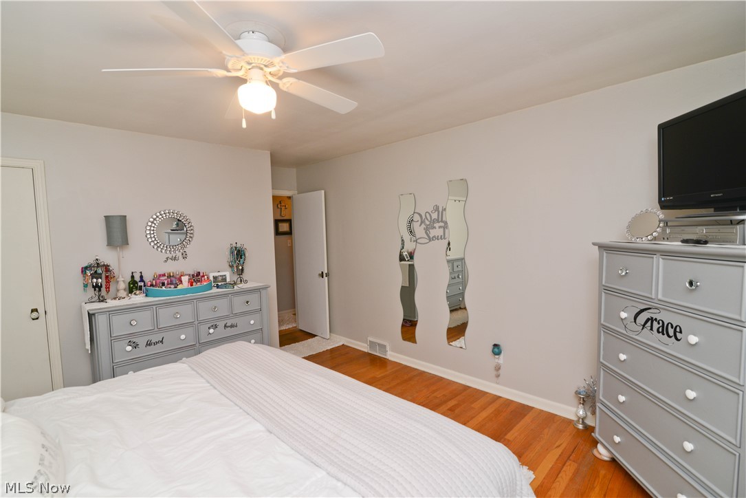 Meadowbrook Vill - Residential