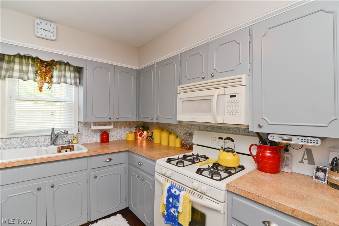 Meadowbrook Vill - Residential