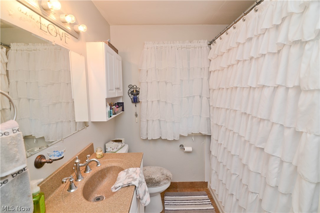 Meadowbrook Vill - Residential