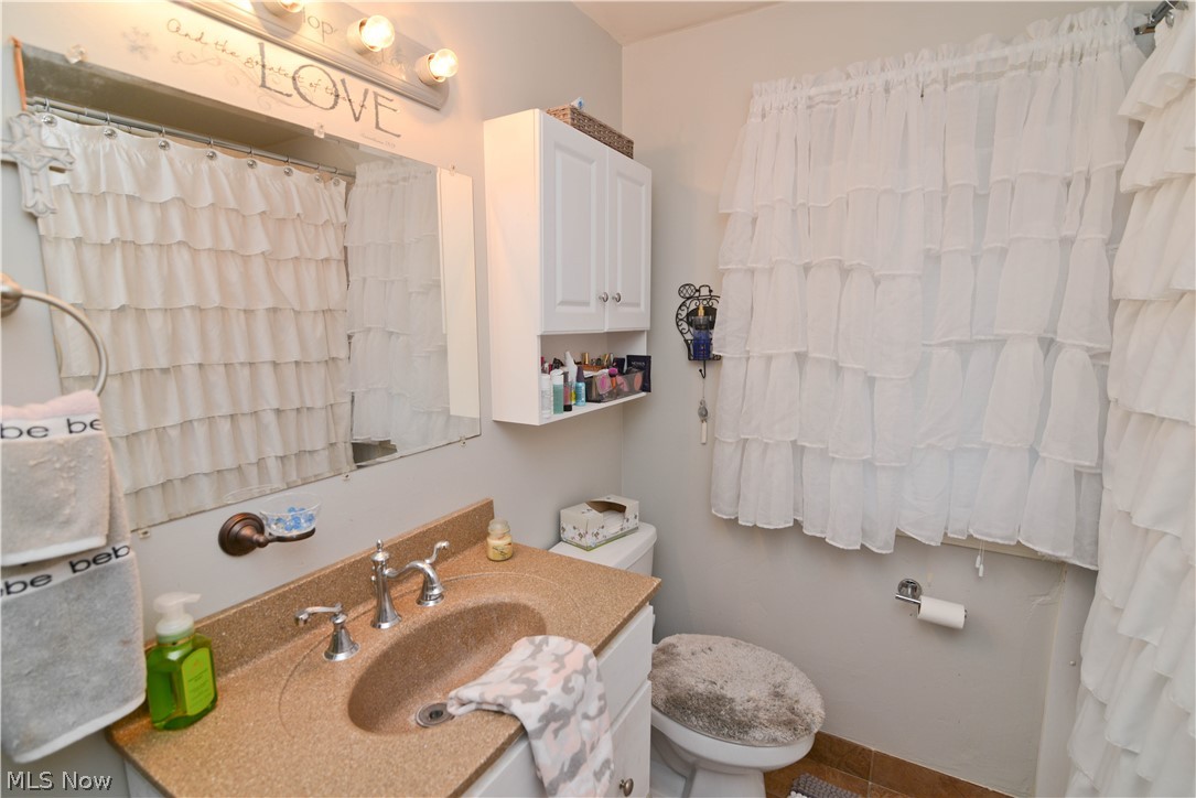 Meadowbrook Vill - Residential