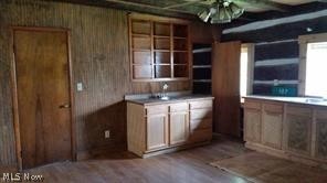 Congress - Residential