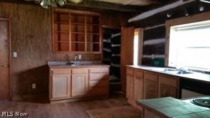 Congress - Residential