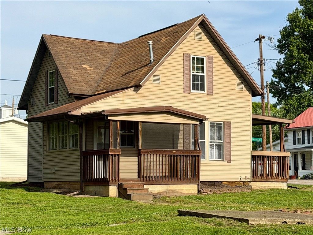 Photo of 66 Federal Street, Little Hocking, OH 45742 (MLS # 5206915)