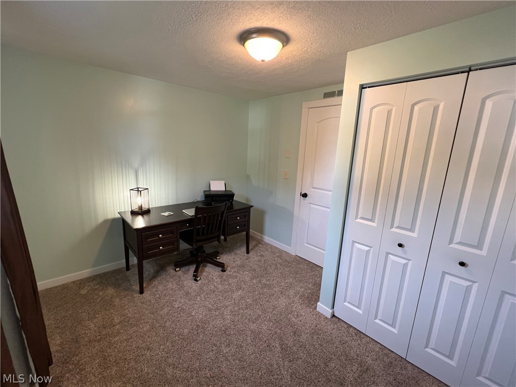 Oldtown Colonial Estate - Residential