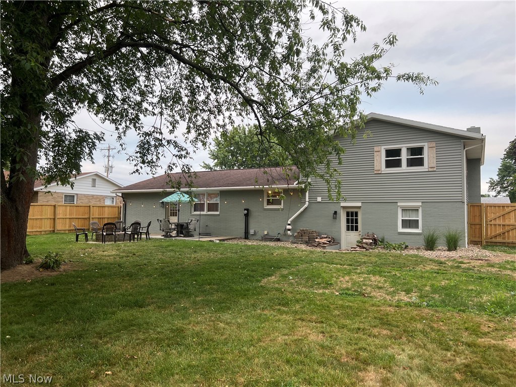 Oldtown Colonial Estate - Residential