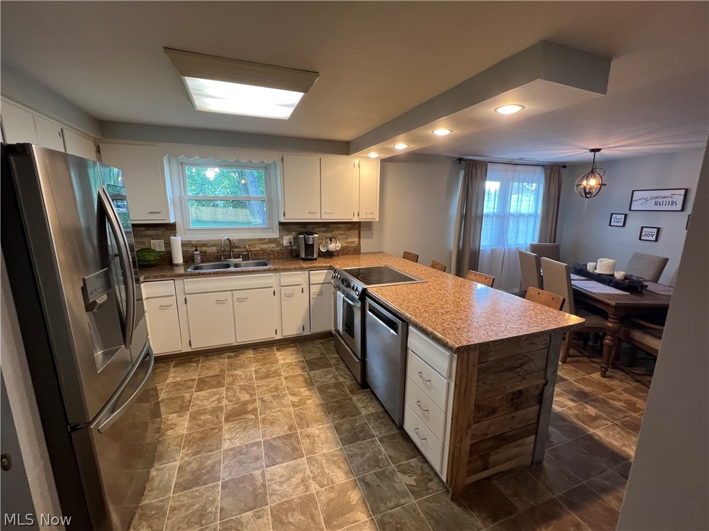 Oldtown Colonial Estate - Residential