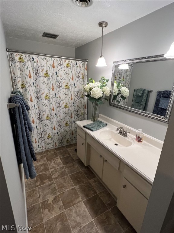 Oldtown Colonial Estate - Residential