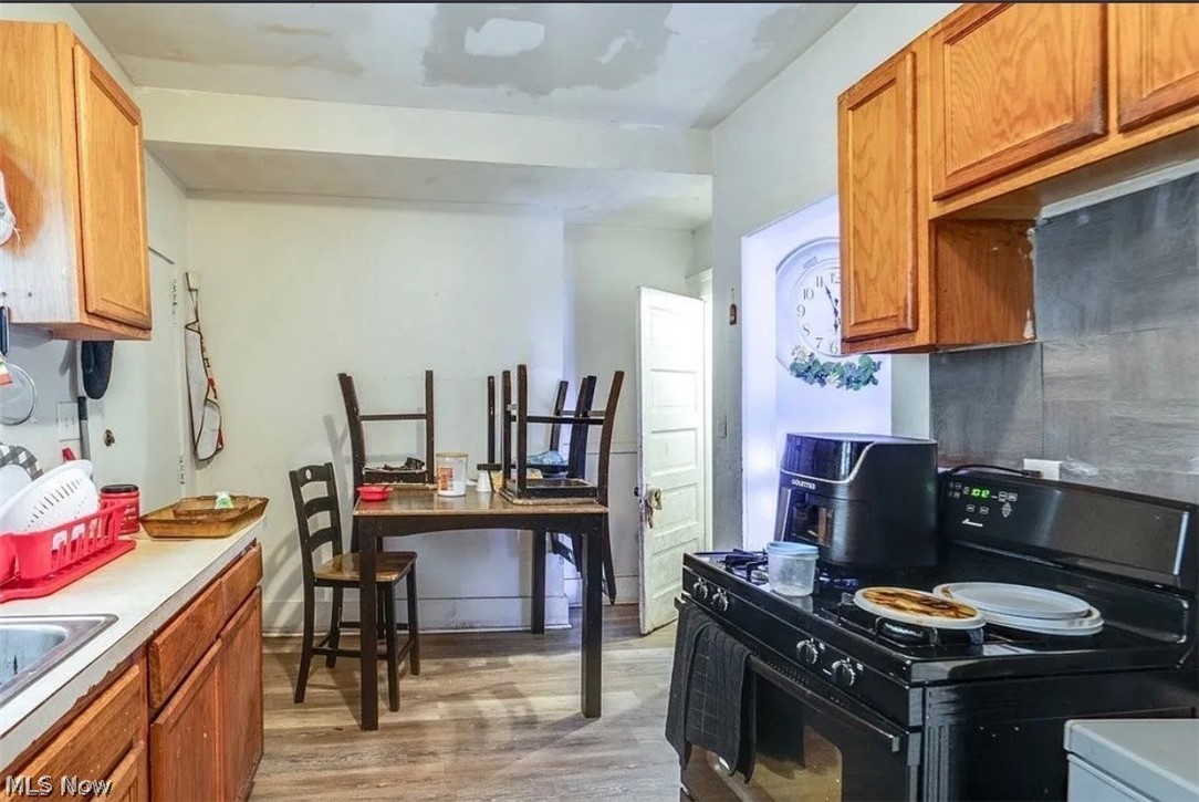 College Park 02/T A Mccaslin - Residential Income