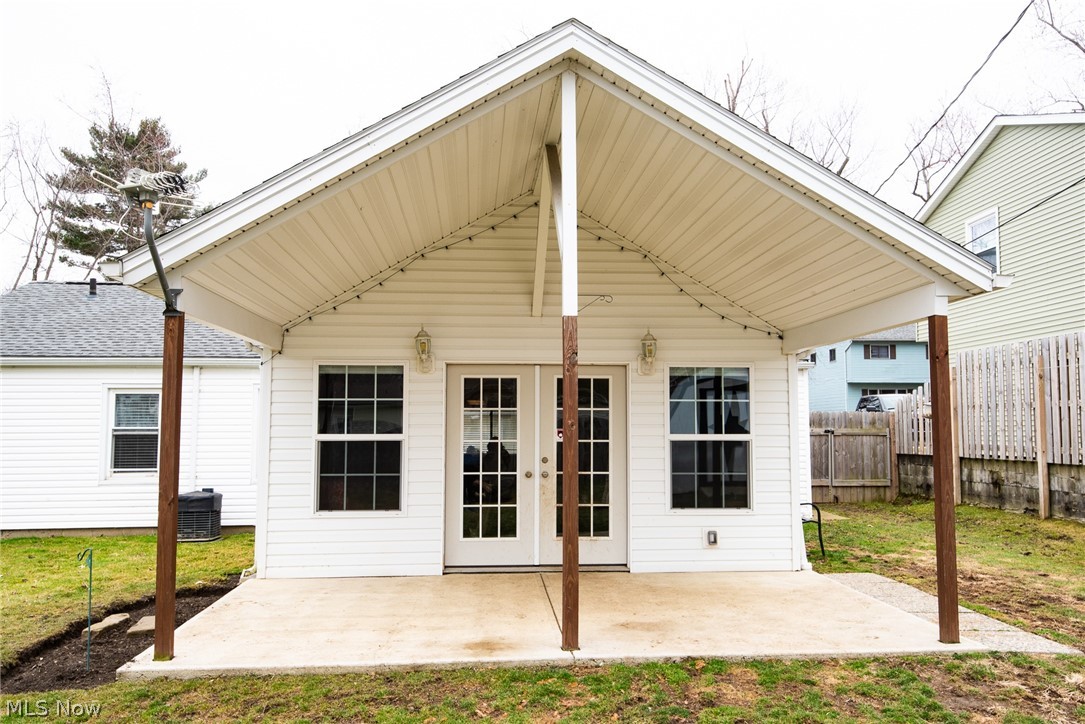 Arrowhead Beach - Residential