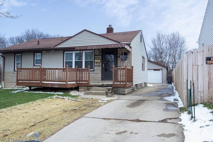 FIXER UPPER! Come see this 3 bedroom vinyl sided ranch home with 2 car detached garage. Features:  Family room with vaulted ceiling, dining room, eat in kitchen, spacious living room, recreation room in basement, rear patios. WON'T LAST! Call today.