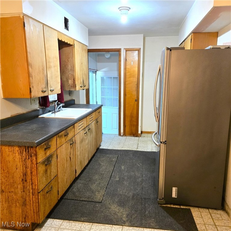 3122 Dellwood Drive, Parma, Ohio image 2