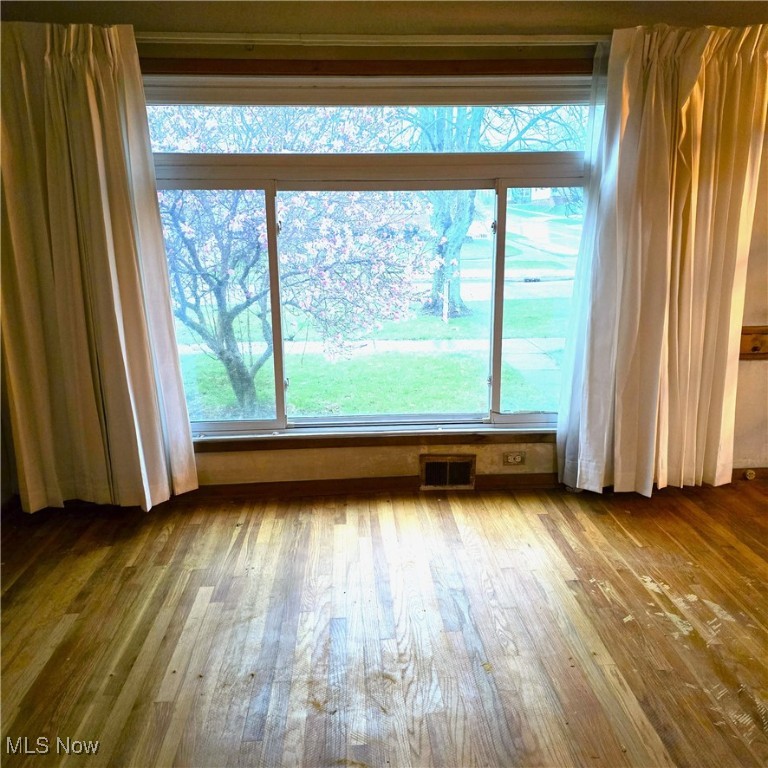 3122 Dellwood Drive, Parma, Ohio image 4