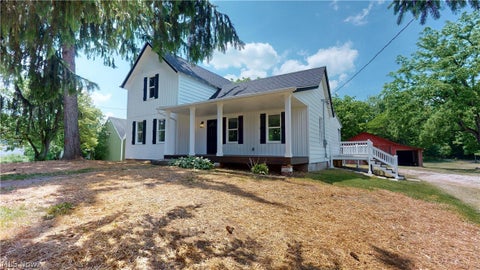 Homes For Sale - 18960 Marks Road<br/> Columbia Station, OH 44028