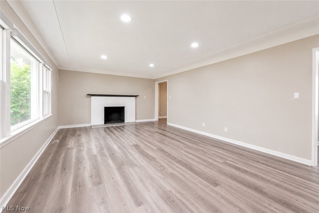 1053 Ford Road
