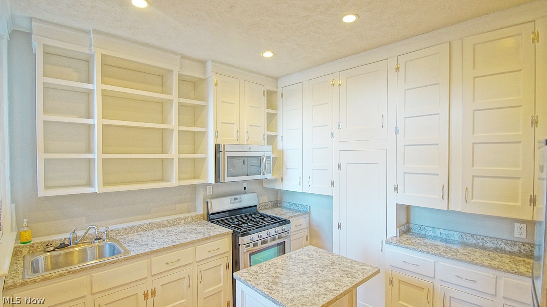 Euclid Heights Blvd Condo - Residential Lease