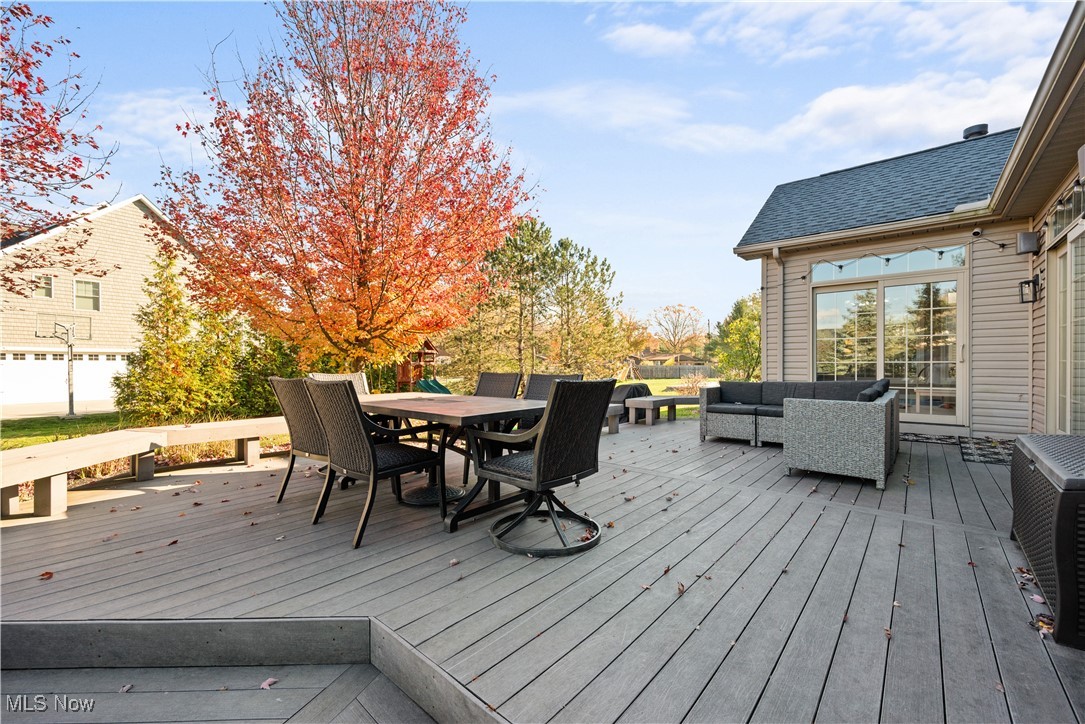 30852 Sawgrass Lane, Westlake, Ohio image 38
