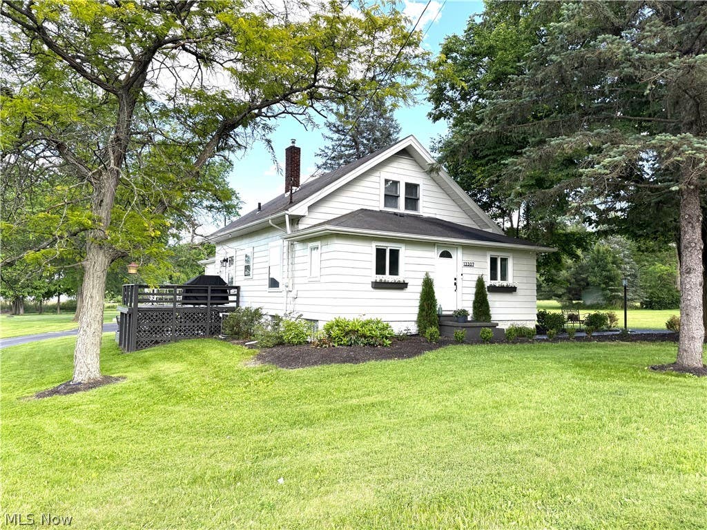 Photo of 13307 Market Street, North Lima, OH 44452 (MLS # 5215727)