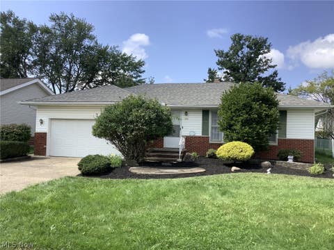 Homes For Rent - 1314 Jackie Lane<br/> Cuyahoga County, Cleveland, OH 44124