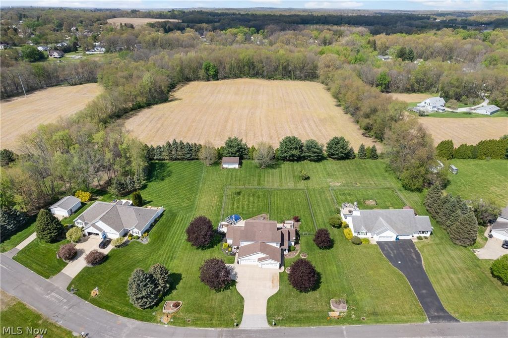 Photo of 1995 Rolling Meadows Lane, Akron, OH 44312 (MLS # 5204244)