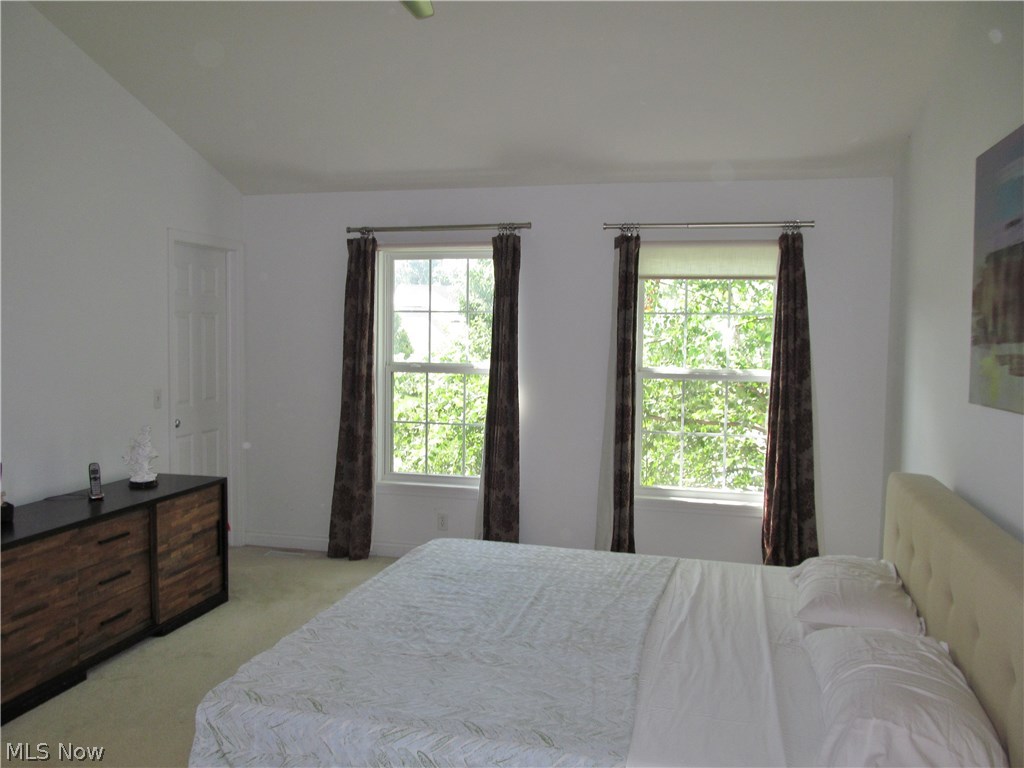 Ridgewood Falls - Residential