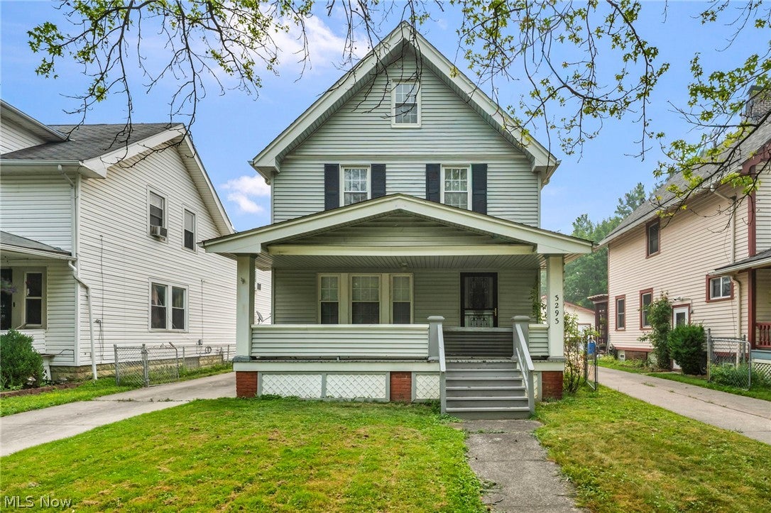 3293 W 99th Street