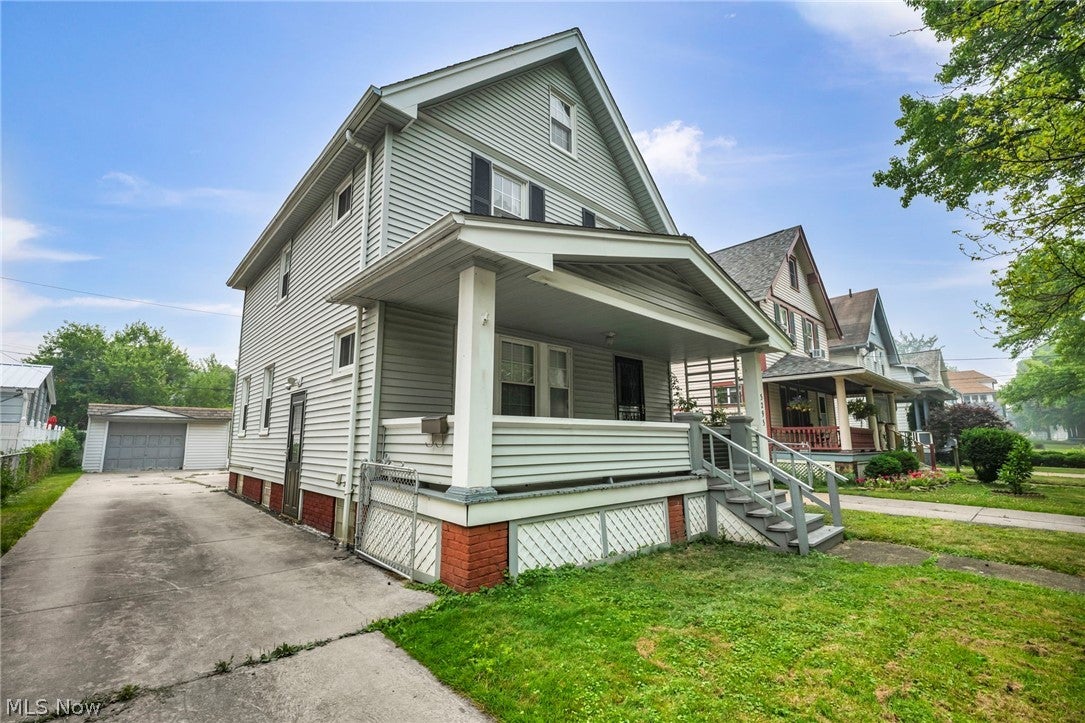 3293 W 99th Street