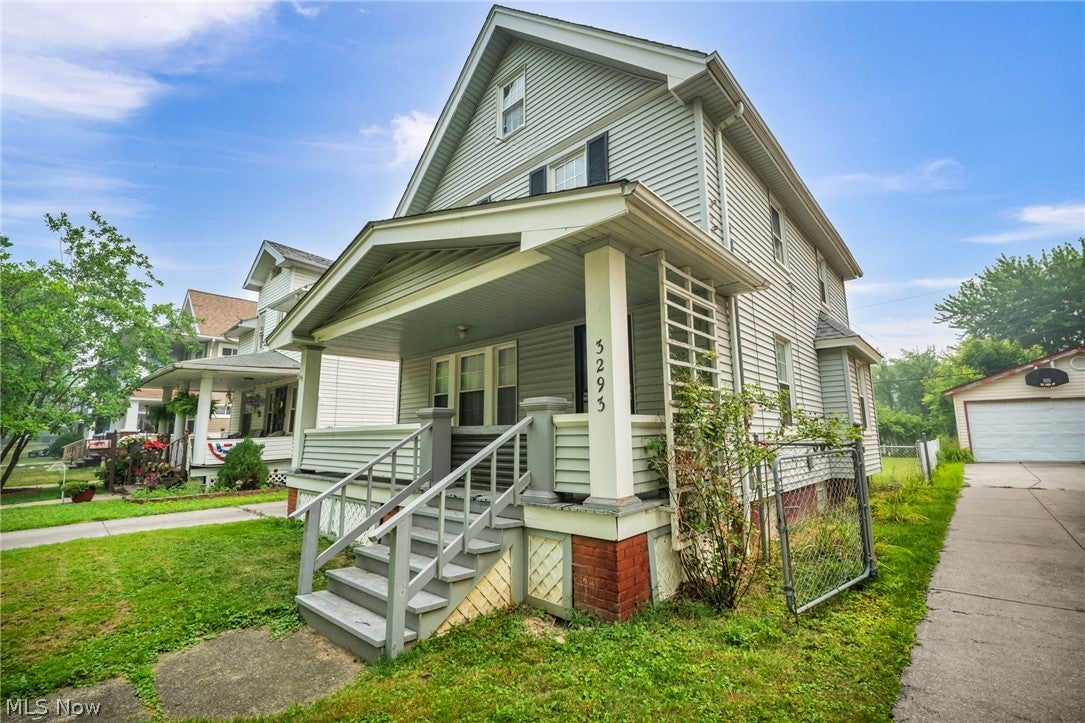 3293 W 99th Street