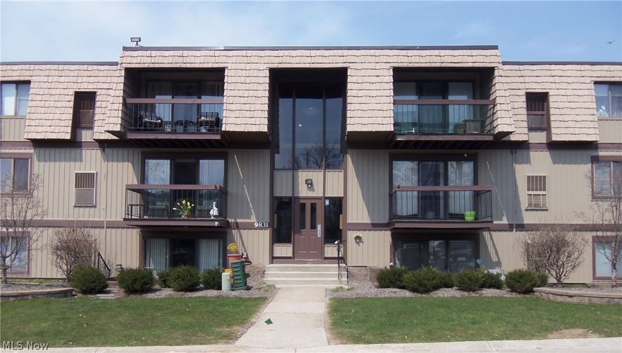 Easy Living!! Nice Ranch Style Condo with 2 Bedrooms & 2 Full Updated Baths!  Great Eat in Kitchen with Wood Cabinets, Vinyl Flooring, Stainless Sink, Pantry & Appliances.  In Suite Laundry, Washer & Dryer also stay. Spacious Living Room with Newer Carpeting, Slider out to Private Patio.  2 Good Size Bedrooms with Double Closets, Master Bedroom has in suite Full Bath with Shower.  One Car Garage, Water & Sewer Included in Monthly Maintenance Fee & No Gas Bill, All Electric Condo.  Enjoy the many amenities Sunrise Cove has to offer....Swimming Pool, Tennis Courts, Party Center & Lake Views. Call Today!!