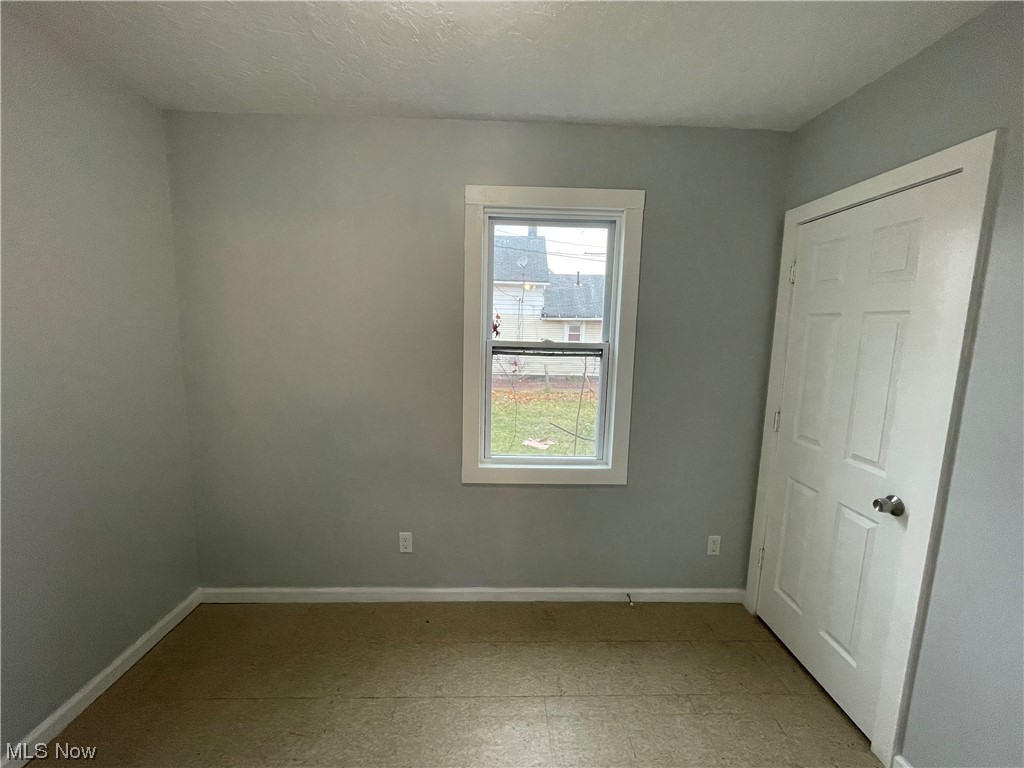 James M Hoyts - Residential Lease