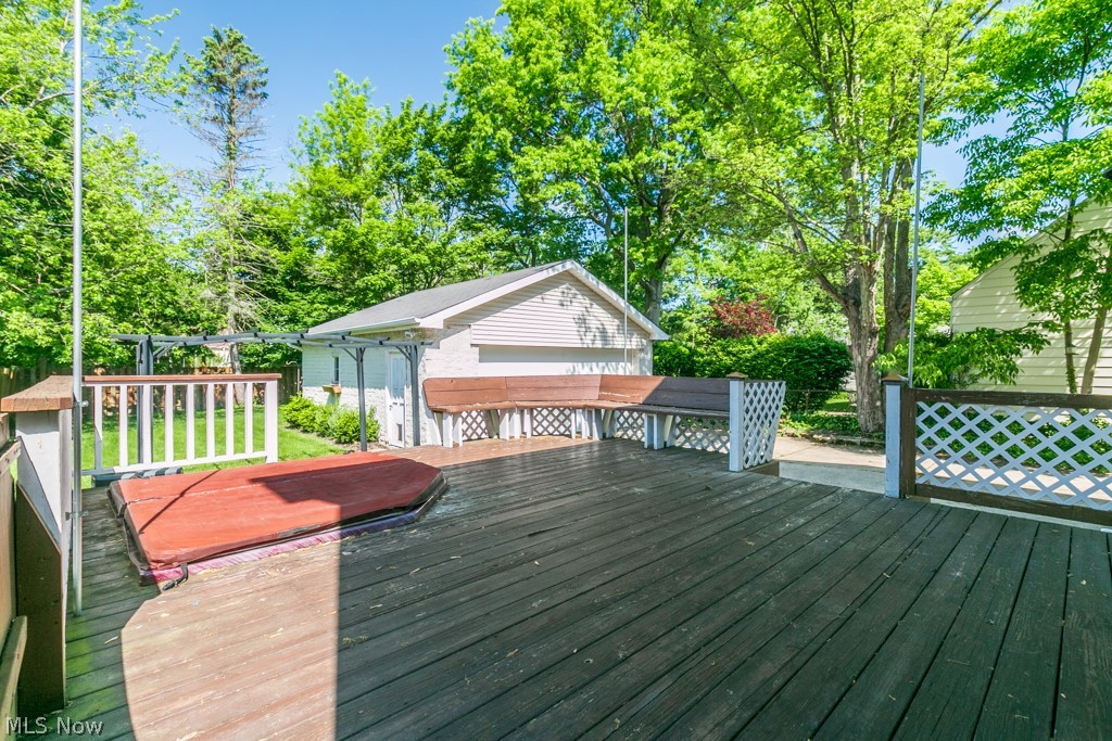 Alden B Hare Cos Lyndhurst Ma - Residential